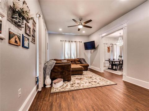 309 E Springer Ave, Guthrie, OK 73044 photo 7