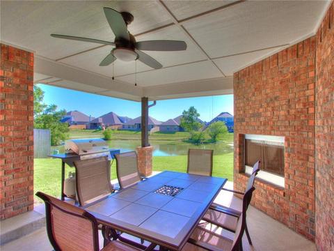 3404 Huron Cir, Moore, OK 73160 photo 2