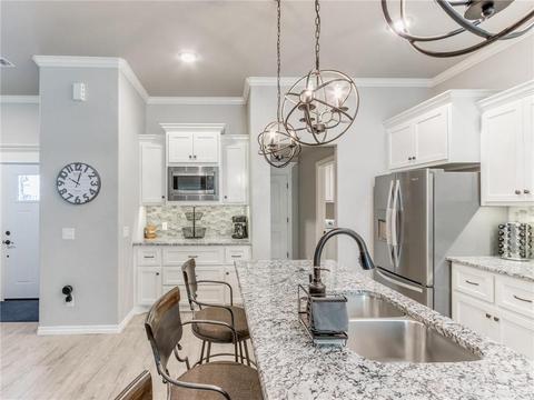 3404 Huron Cir, Moore, OK 73160 photo 13