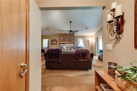 514 Pca Dr, Watonga, OK 73772 photo 4