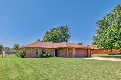 514 Pca Dr, Watonga, OK 73772 photo 2