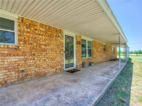 1 Oakridge Ct, Mcloud, OK 74851 photo 2