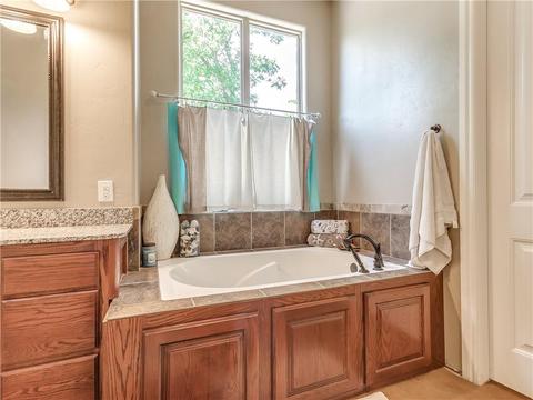 805 Colbert St, Tuttle, OK 73089 photo 20