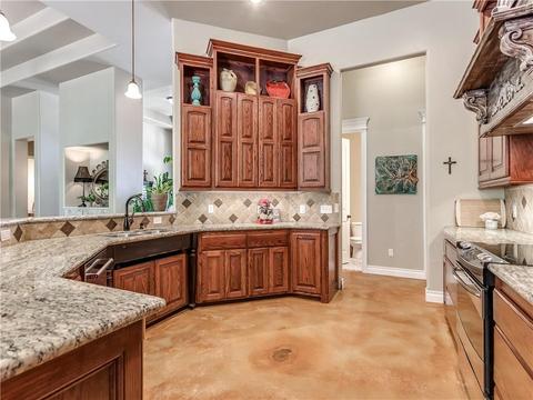 805 Colbert St, Tuttle, OK 73089 photo 9