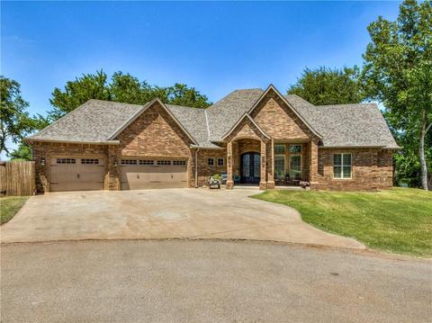 805 Colbert St, Tuttle, OK 73089 photo 1
