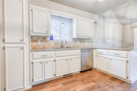 1605 Davinbrook Dr, Norman, OK 73072 photo 11