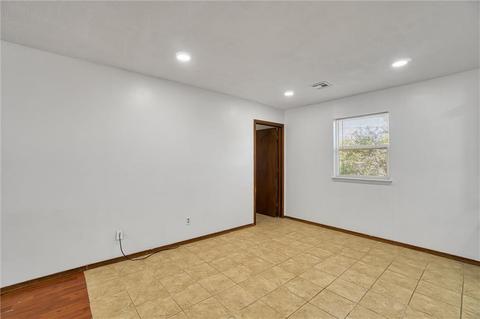 1701 Truman Dr, Altus, OK 73521 photo 10