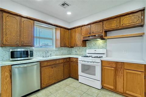 1701 Truman Dr, Altus, OK 73521 photo 14