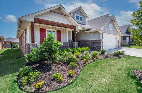 10316 SW 23rd St, Yukon, OK 73099 photo 2