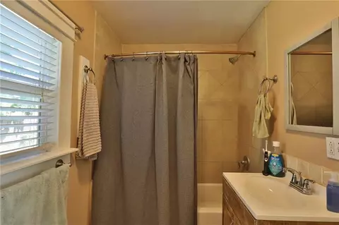 402 E Springer Ave, Guthrie, OK 73044 photo 15