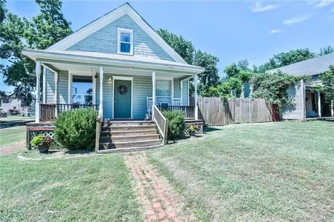 402 E Springer Ave, Guthrie, OK 73044 photo 4