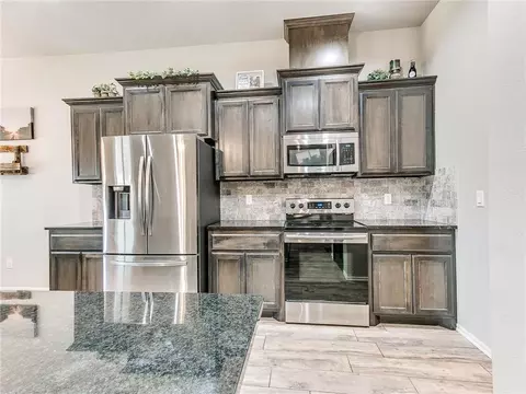 465 Redbud Ln, Guthrie, OK 73044 photo 6