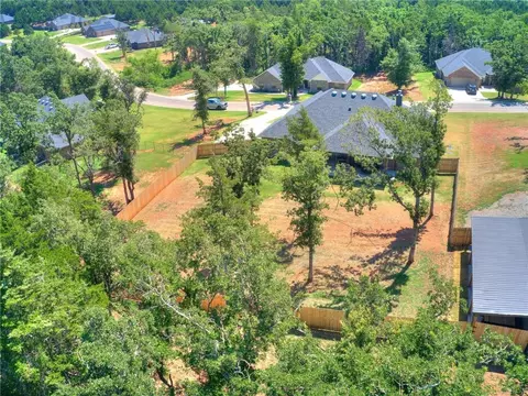 465 Redbud Ln, Guthrie, OK 73044 photo 23
