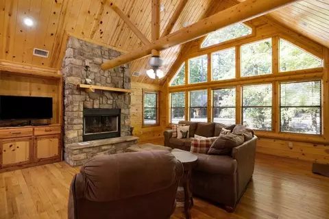 210 Marlin Dr, Broken Bow, OK 74728 photo 8