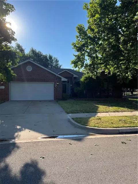 401 Baker St, Norman, OK 73072 photo 1