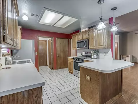 925 Goshawk Dr, Norman, OK 73072 photo 16