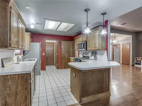 925 Goshawk Dr, Norman, OK 73072 photo 15