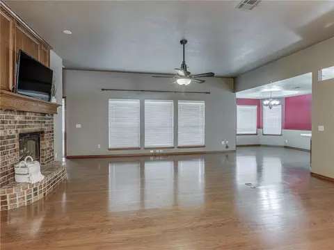 925 Goshawk Dr, Norman, OK 73072 photo 5