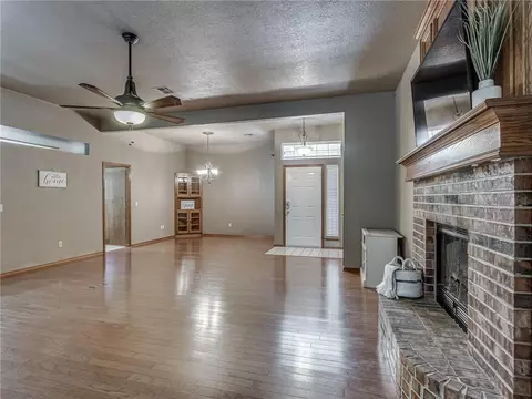 925 Goshawk Dr, Norman, OK 73072 photo 10