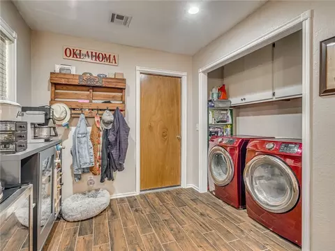 205 Vernice Ln, Tuttle, OK 73089 photo 13