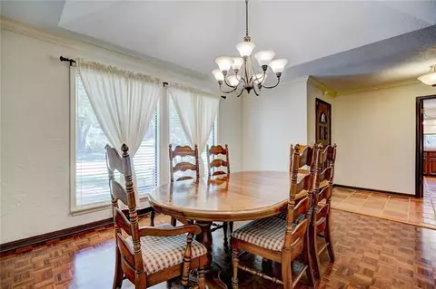 1501 Eagle Dr, Edmond, OK 73034 photo 4