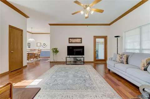 860 Bob White Rd, Tuttle, OK 73089 photo 5