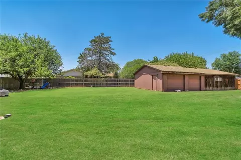 1901 Willard Dr, Altus, OK 73521 photo 33