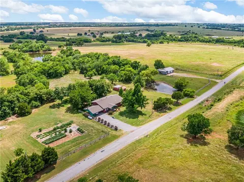 1208 E Blackburn Rd, Marlow, OK 73055 photo 36