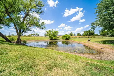 1208 E Blackburn Rd, Marlow, OK 73055 photo 9