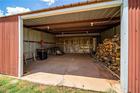 1208 E Blackburn Rd, Marlow, OK 73055 photo 8