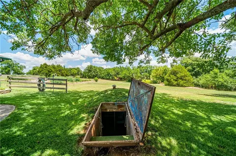 1208 E Blackburn Rd, Marlow, OK 73055 photo 5