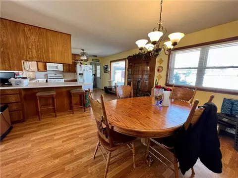 701 N 5th St, Thomas, OK 73669 photo 6