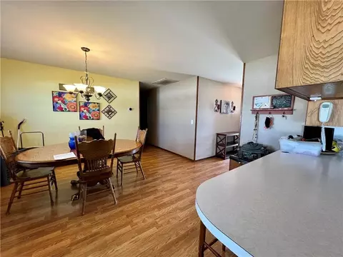 701 N 5th St, Thomas, OK 73669 photo 8