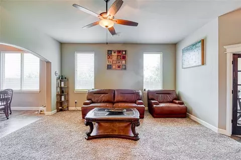 2837 SE 9th St, Moore, OK 73160 photo 9