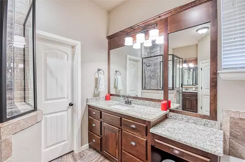 2837 SE 9th St, Moore, OK 73160 photo 21