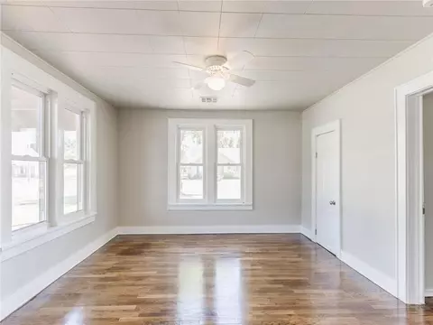 401 W Locust St, Tuttle, OK 73089 photo 9