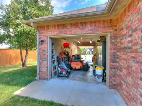 3326 Rustic Holw, Guthrie, OK 73044 photo 30