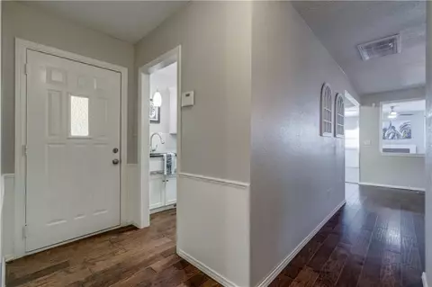 637 E 27th St, Edmond, OK 73013 photo 5
