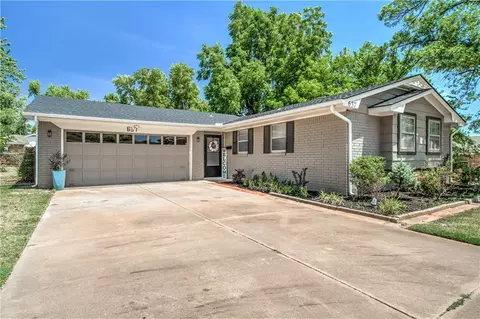 637 E 27th St, Edmond, OK 73013 photo 1