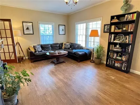521 E Logan Ave, Guthrie, OK 73044 photo 13