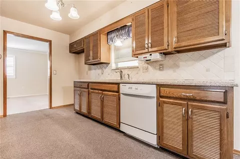 7516 NW 39th St, Bethany, OK 73008 photo 3