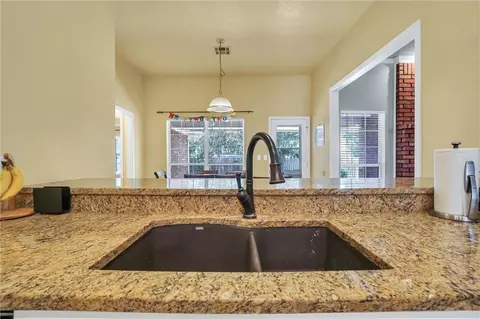 813 Jamestown Dr, Altus, OK 73521 photo 13