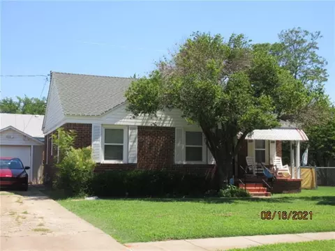407 E 7th St, Edmond, OK 73034 photo 1