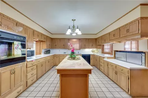 720 Phillips Ln, Clinton, OK 73601 photo 16
