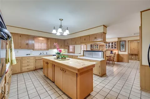 720 Phillips Ln, Clinton, OK 73601 photo 15