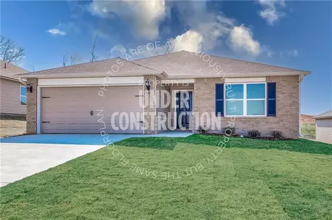 396 Fox Burrow Ln, Newcastle, OK 73065