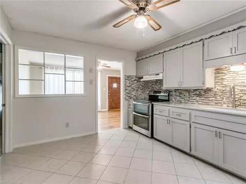 404 W Daws St, Norman, OK 73069 photo 9