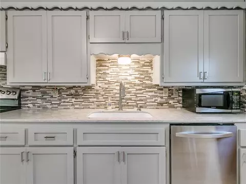 404 W Daws St, Norman, OK 73069 photo 8