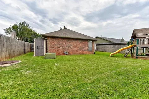 413 Bradgate Dr, Yukon, OK 73099 photo 32