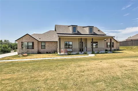 4604 Riata Cir, Tuttle, OK 73089 photo 2